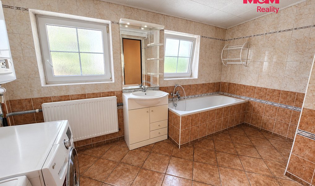 Prodej domu 160 m² s pozemkem 244 m², Podbořany – náhled fotky 2