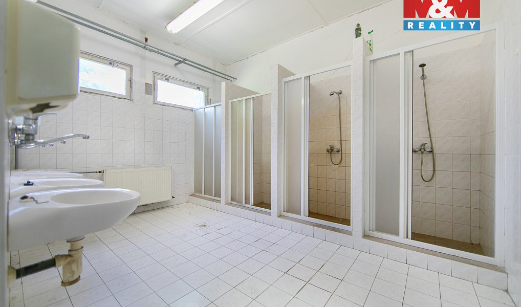 Prodej výrobních prostor 4 311 m², Rokycany – náhled fotky 26