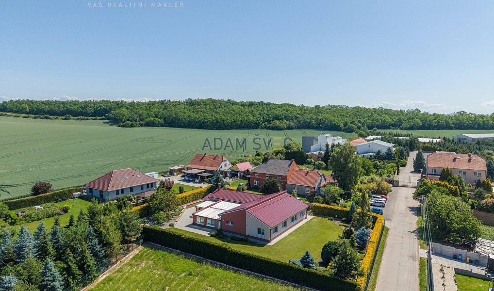Prodej domu 359 m² s pozemkem 2 576 m², Hradčany-Kobeřice – náhled fotky 59