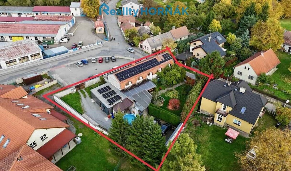 Prodej domu 364 m² s pozemkem 1 261 m², Votice – náhled fotky 2