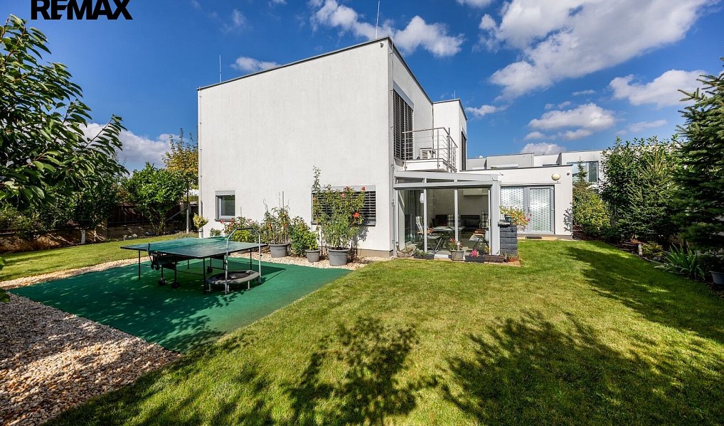 Prodej domu 156 m² s pozemkem 495 m², Praha – náhled fotky 27