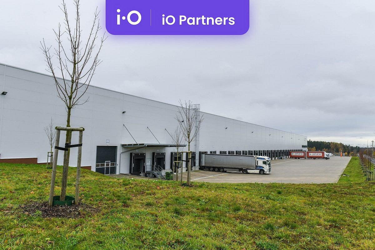 Pronájem skladovacích prostor 6 183 m² – fotografie 3