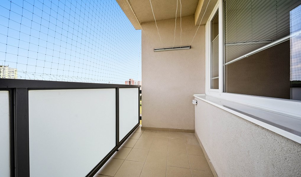 Prodej bytu 3+1 76 m², Praha – náhled fotky 20