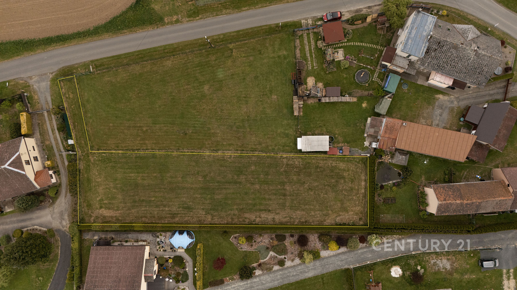 Prodej stavebního pozemku 1 330 m²