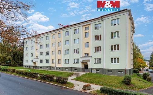 Prodej bytu 3+1 74 m², Školní, Nová Role, okres Karlovy Vary