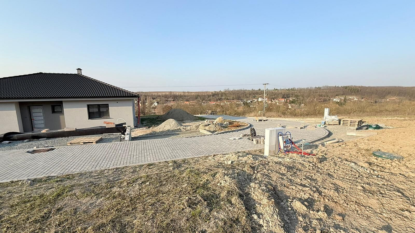Prodej stavebního pozemku 925 m² – pohled 6