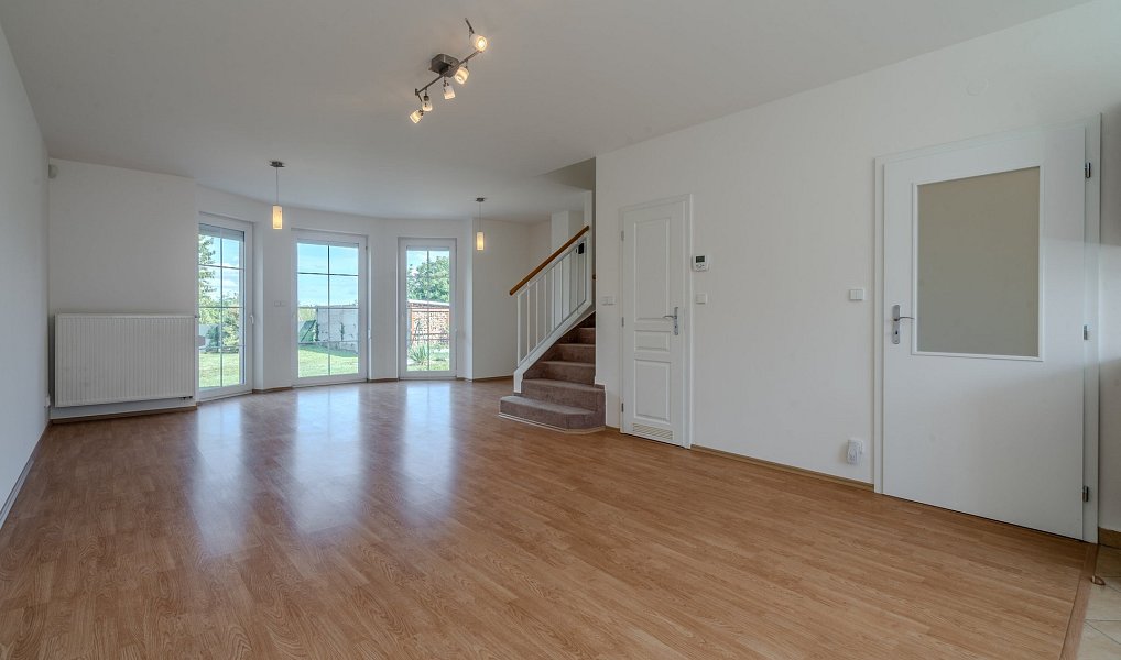Prodej domu 190 m² s pozemkem 465 m², Hostivice – náhled fotky 12