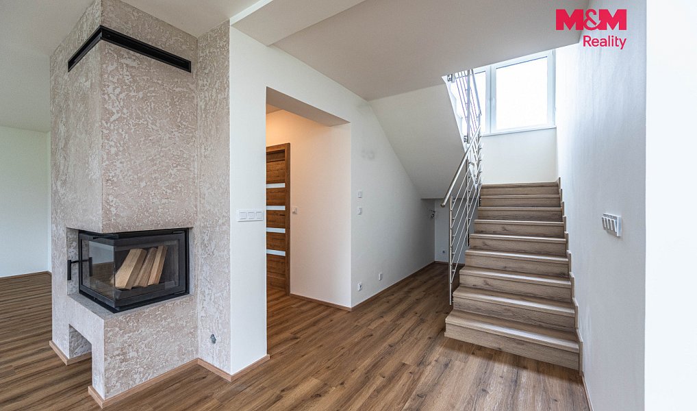 Prodej domu 248 m² s pozemkem 1 542 m², Žižice – náhled fotky 6