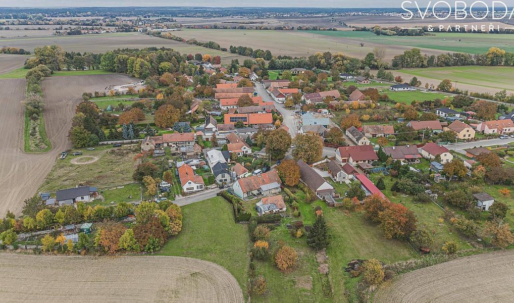 Prodej stavebního pozemku 1 006 m², Jankovice – náhled fotky 13