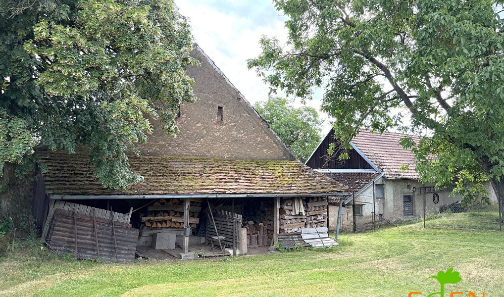 Prodej domu 175 m² s pozemkem 4 223 m², Kasejovice – náhled fotky 27