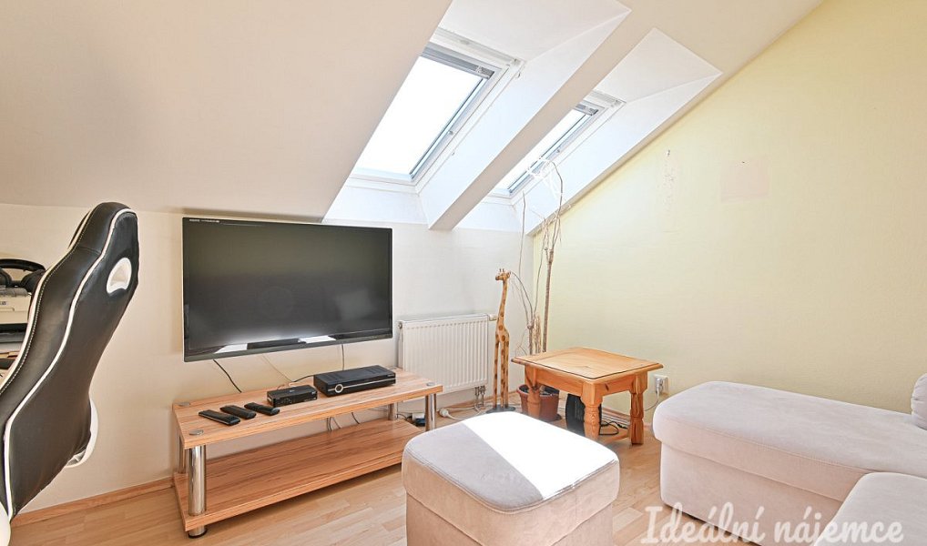 Pronájem bytu 3+1 67 m², Újezd u Brna – náhled fotky 6