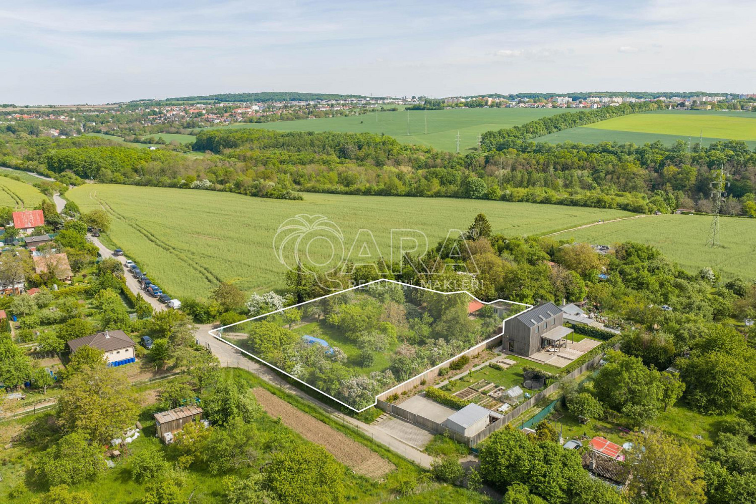Prodej stavebního pozemku 2 578 m²