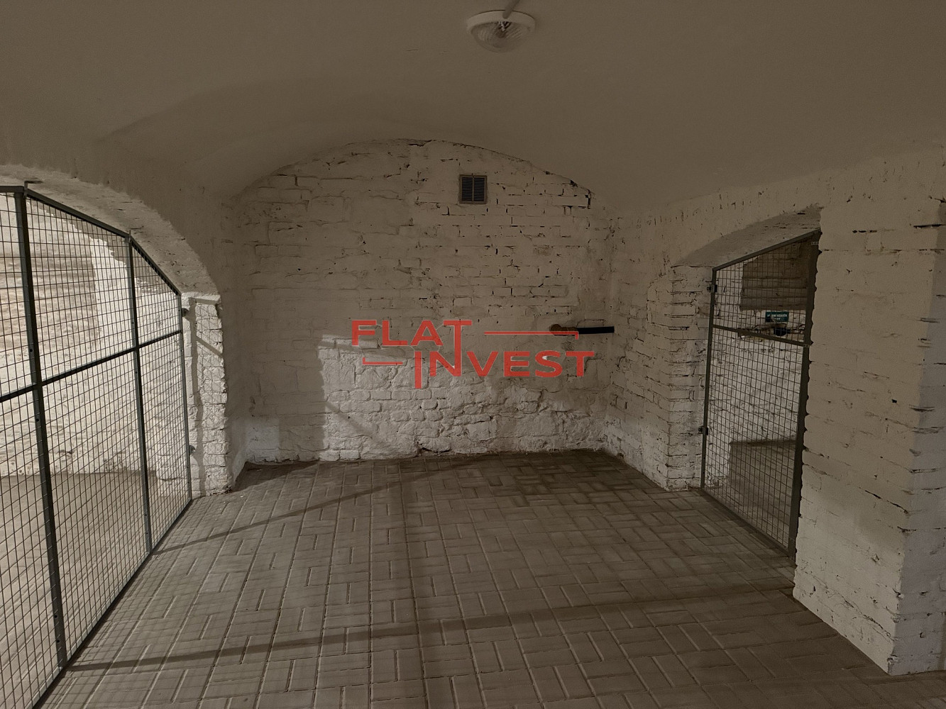Pronájem skladovacích prostor 16 m²