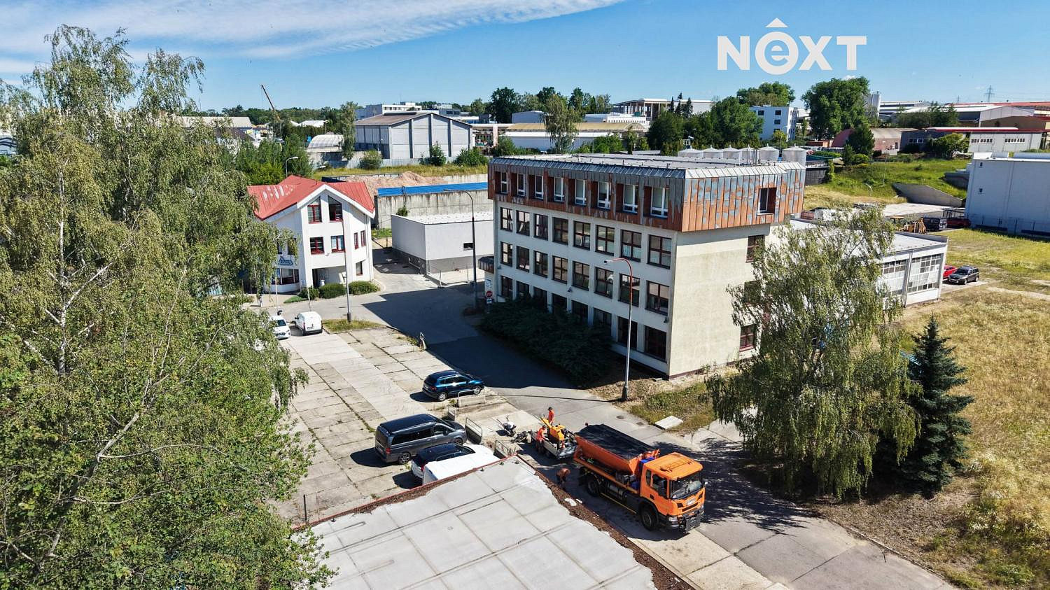 Prodej kanceláře 1 640 m² – fotografie 3