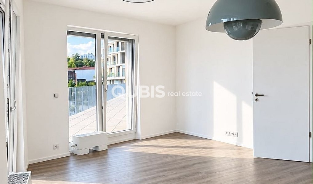 Pronájem bytu 2+kk 147 m², Praha – náhled fotky 3