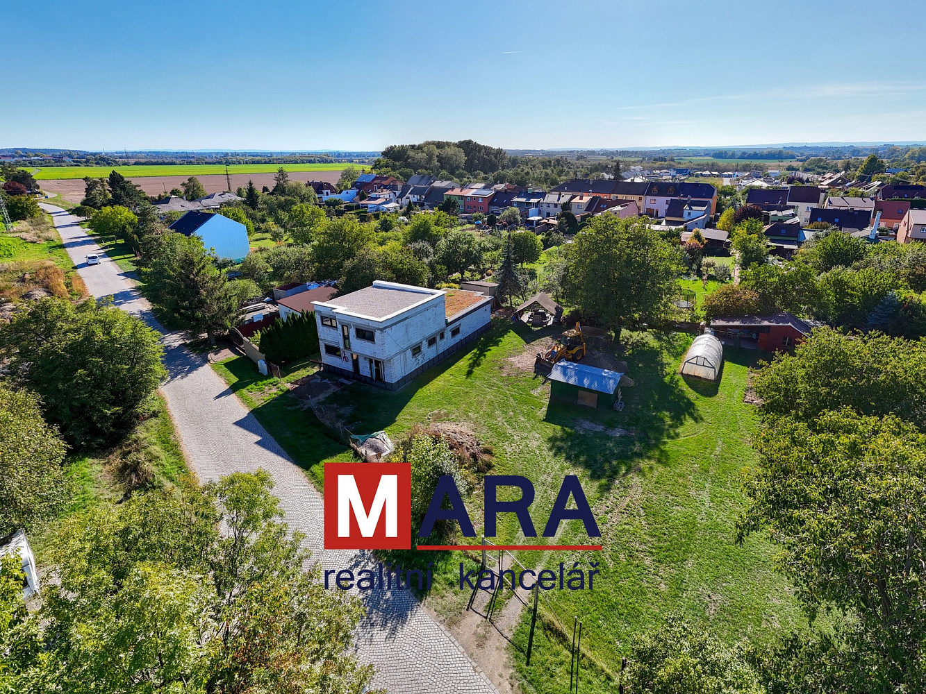 Prodej stavebního pozemku 768 m² – fotografie 4