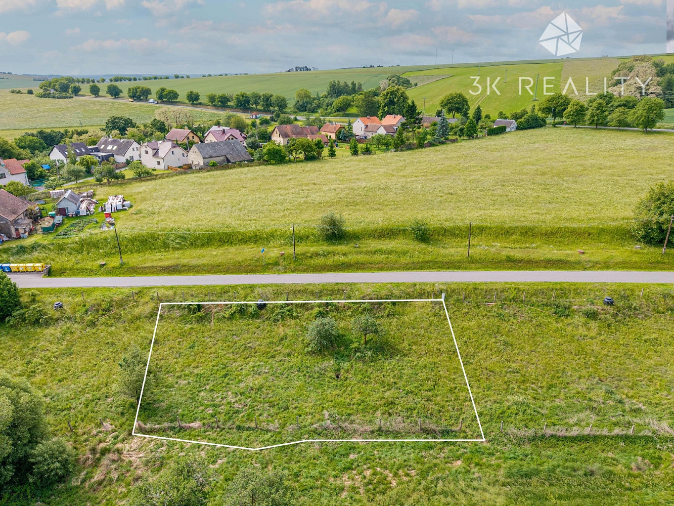 Prodej stavebního pozemku 964 m² – fotografie 4