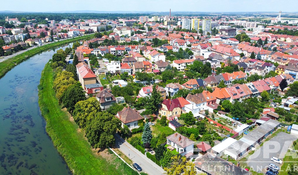Prodej domu 300 m² s pozemkem 826 m², Břeclav – náhled fotky 7