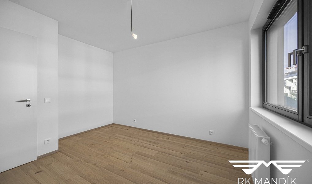 Pronájem bytu 3+kk 86 m², Praha – náhled fotky 9