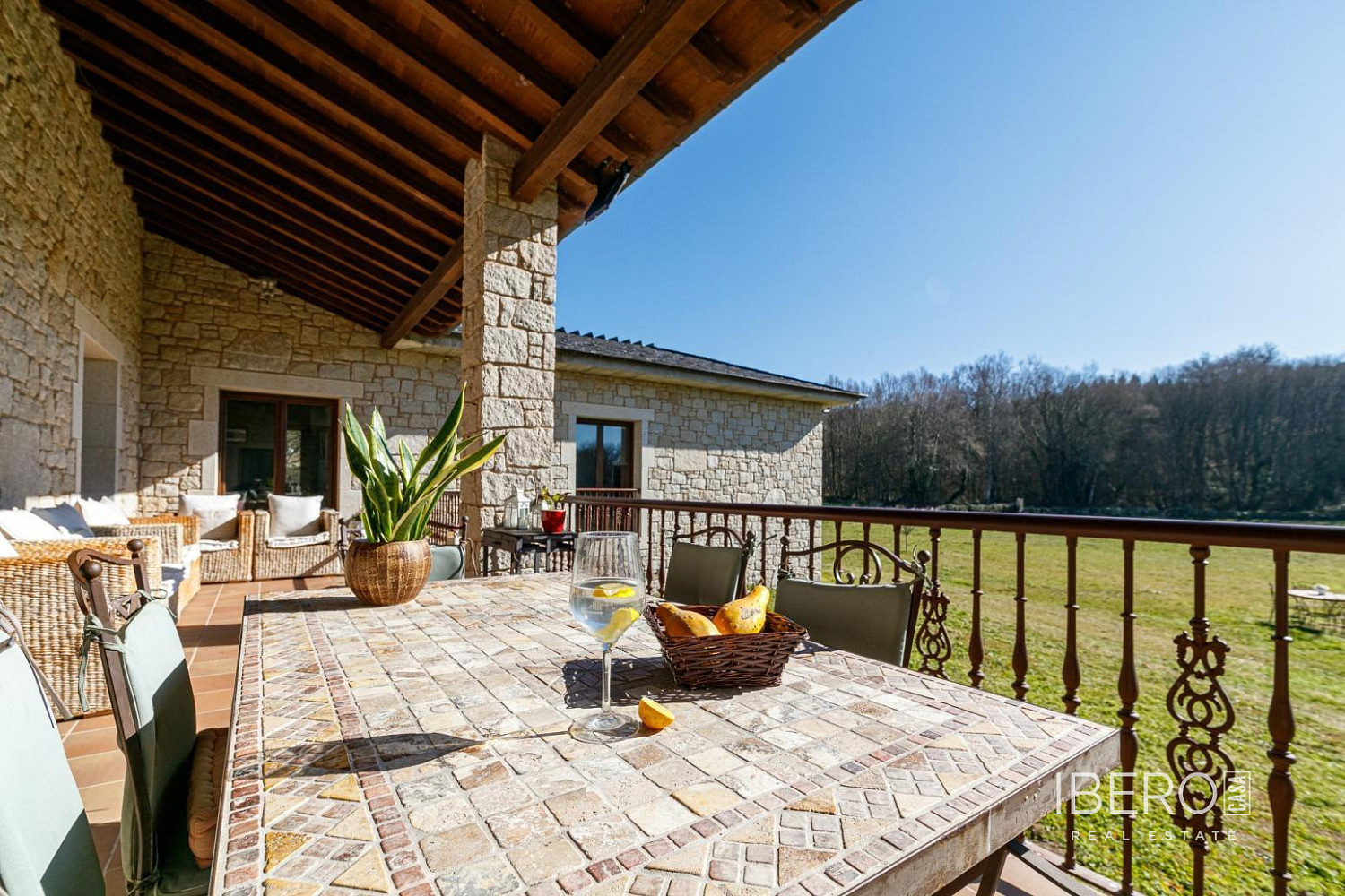 Prodej domu 280 m² s pozemkem 5 000 m²