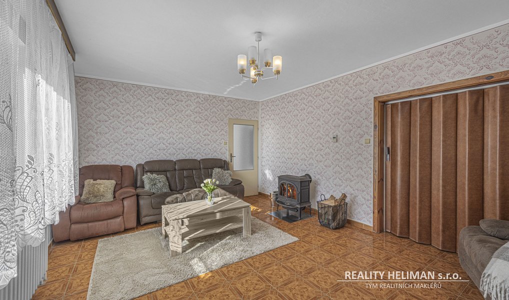 Prodej domu 293 m² s pozemkem 775 m², Líbeznice – náhled fotky 4