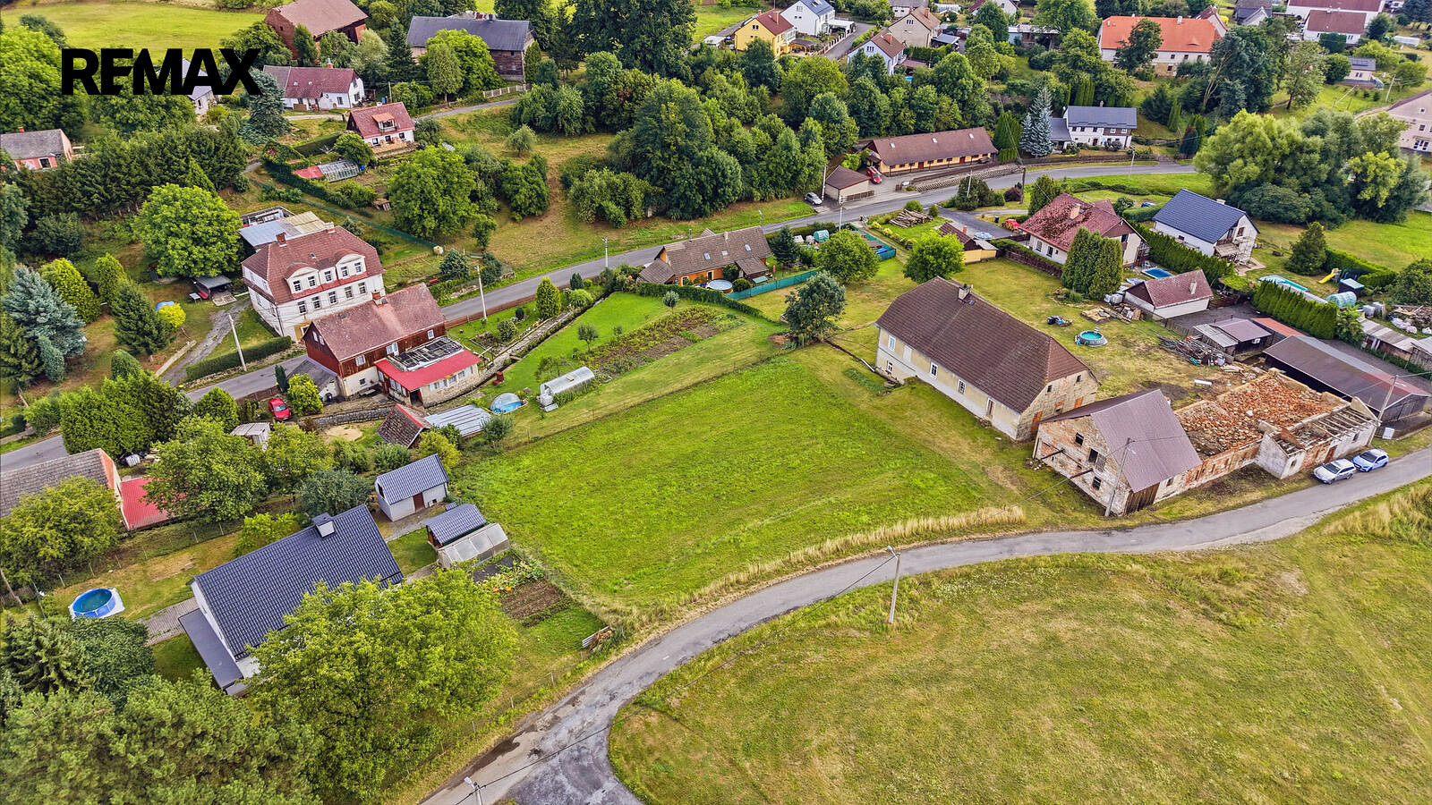 Prodej stavebního pozemku 1 477 m²