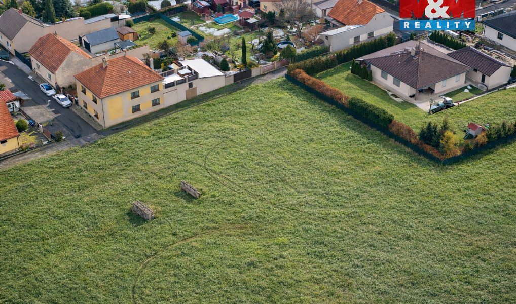 Prodej stavebního pozemku 941 m², Chlumčany – náhled fotky 4