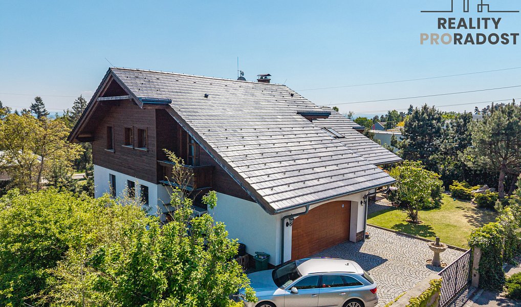 Prodej domu 660 m² s pozemkem 1 286 m², Chomutov – náhled fotky 2