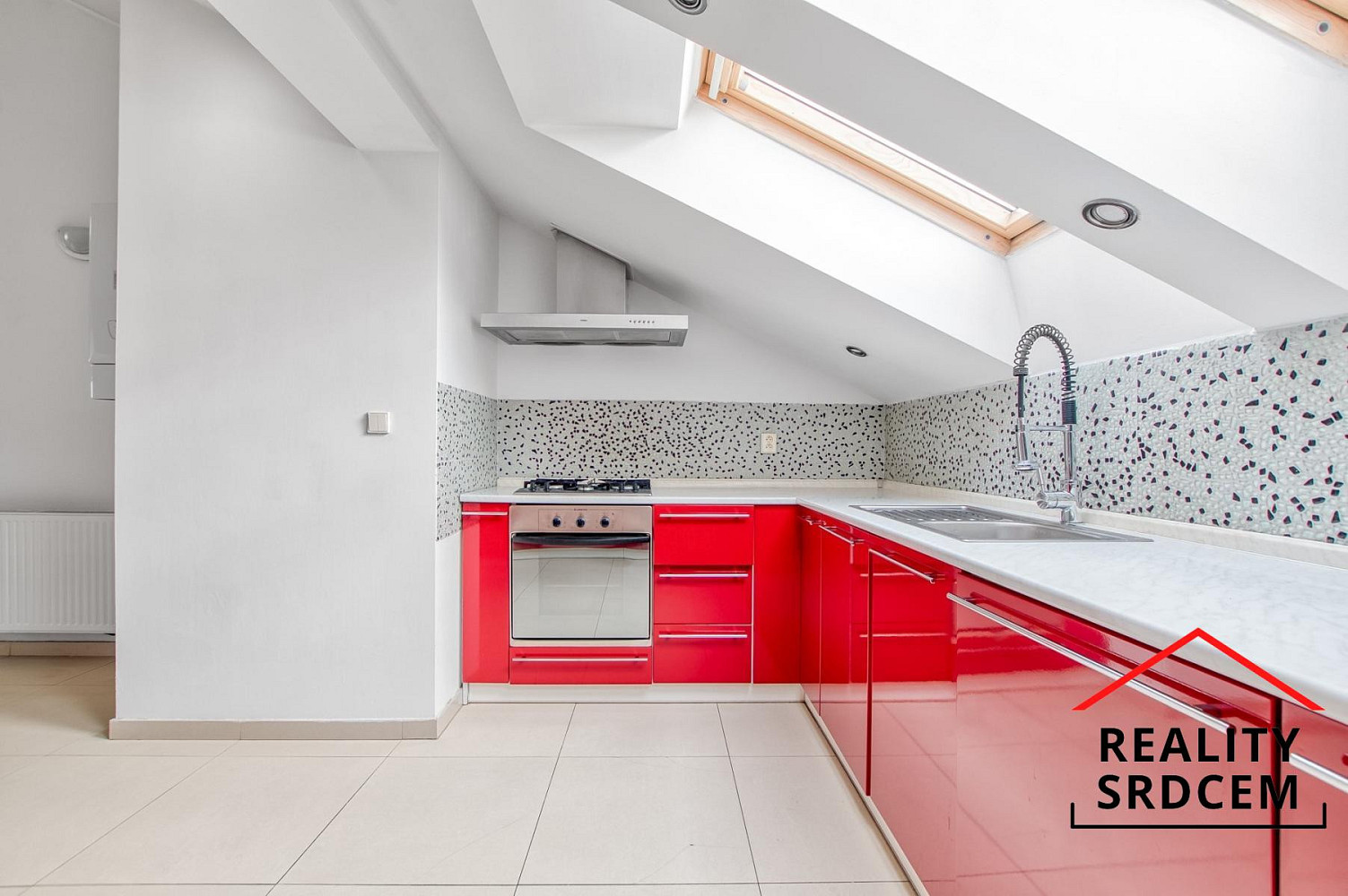 Pronájem bytu 3+kk 130 m² – fotografie 3