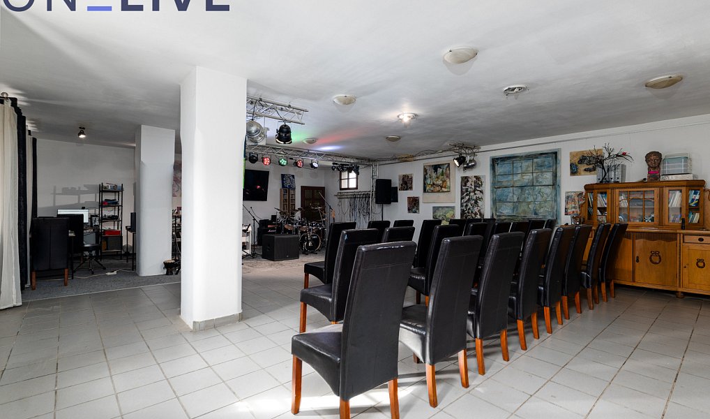 Prodej ubytovacího objektu 480 m², Starý Plzenec – náhled fotky 6