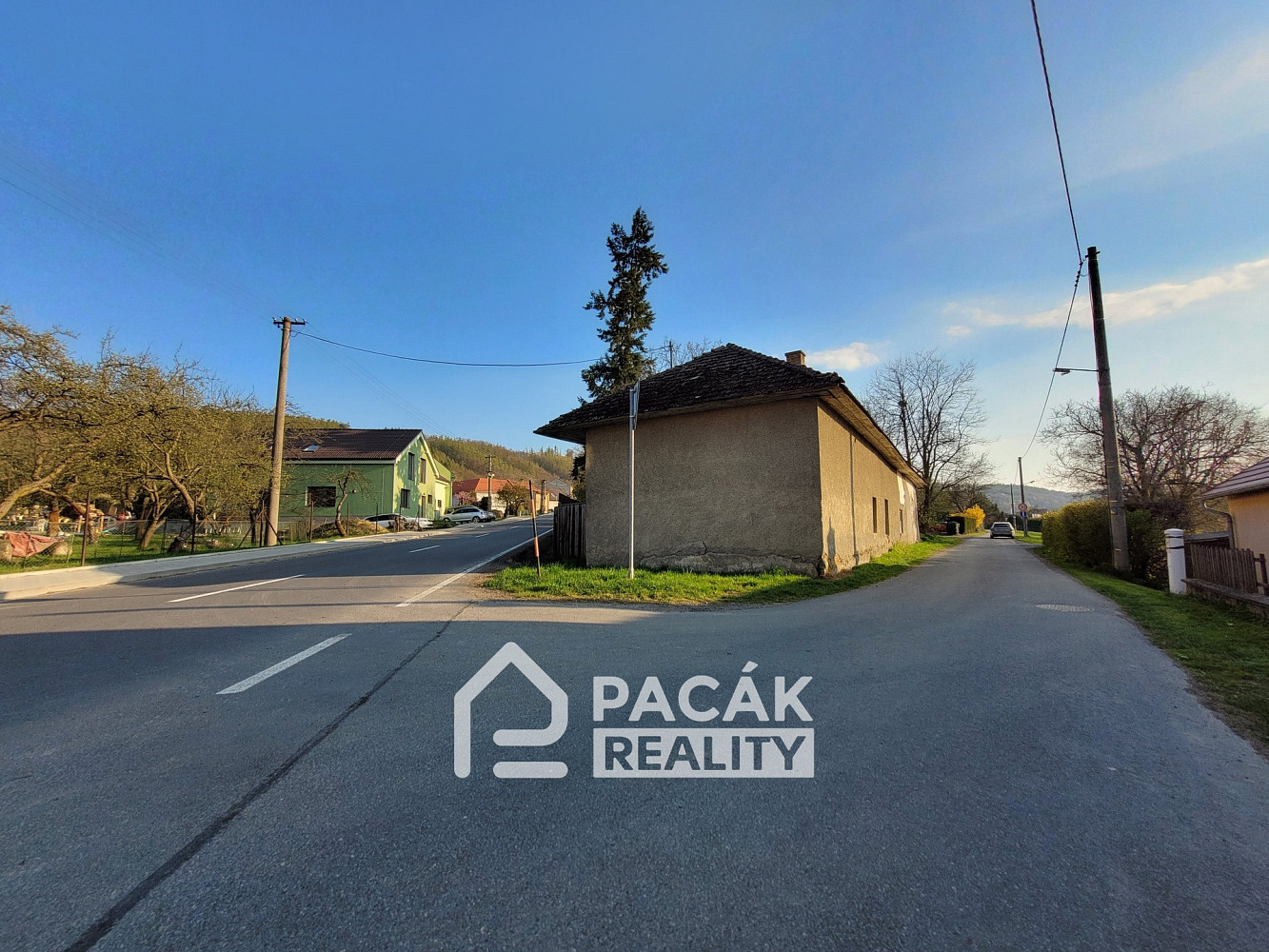 Prodej stavebního pozemku 1 056 m² — photo 2