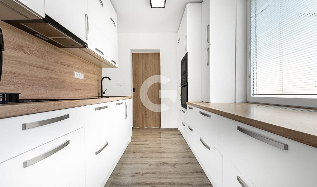 Prodej bytu 3+1 79 m², Zlín – náhled fotky 9