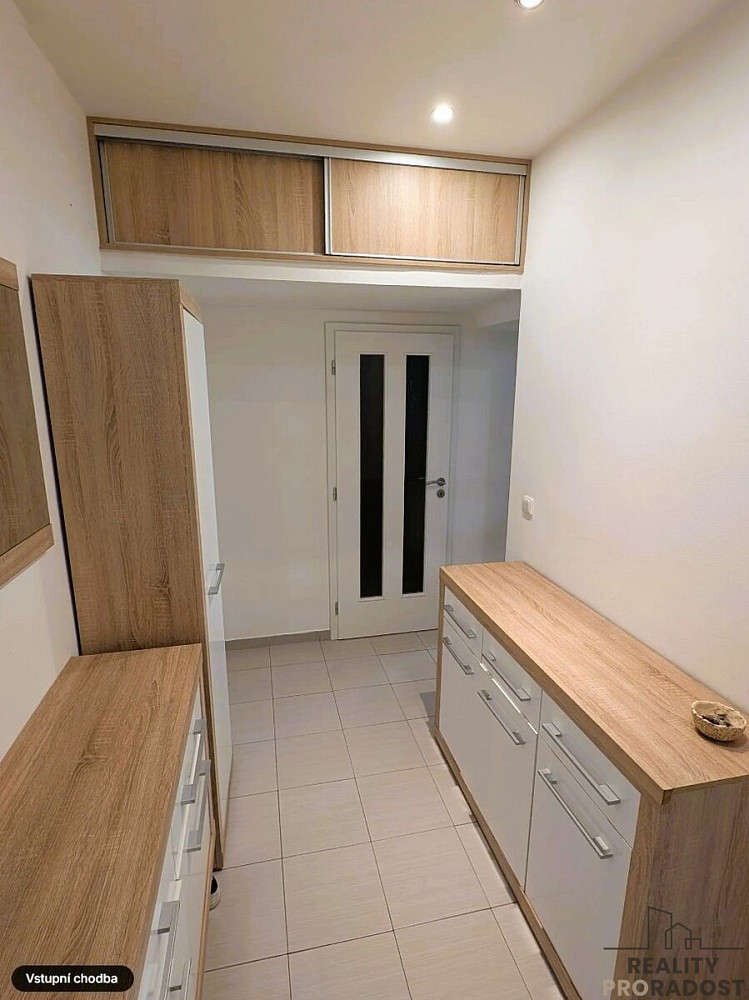 Pronájem bytu 2+kk 57 m² – fotografie 4