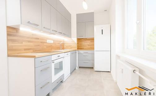 Pronájem bytu 2+1 49 m², Spojovací, Zruč nad Sázavou, okres Kutná Hora