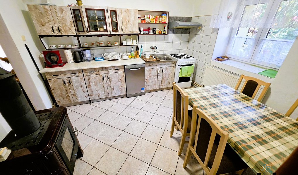 Prodej domu 200 m² s pozemkem 1 080 m², Výškov – náhled fotky 7