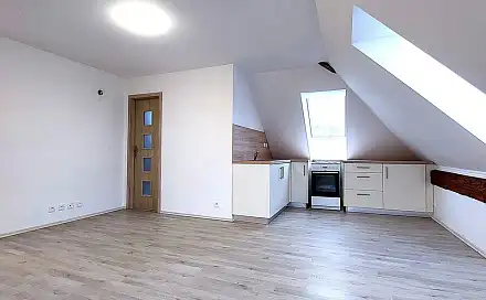 Pronájem bytu 1+kk 56 m², Maršovice - Řehovice, okres Benešov