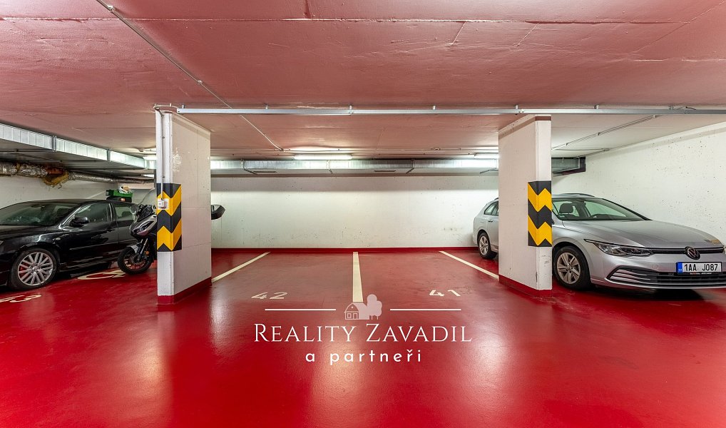 Prodej garážového stání 13 m2, Praha - Kyje, Praha – náhled fotky 5