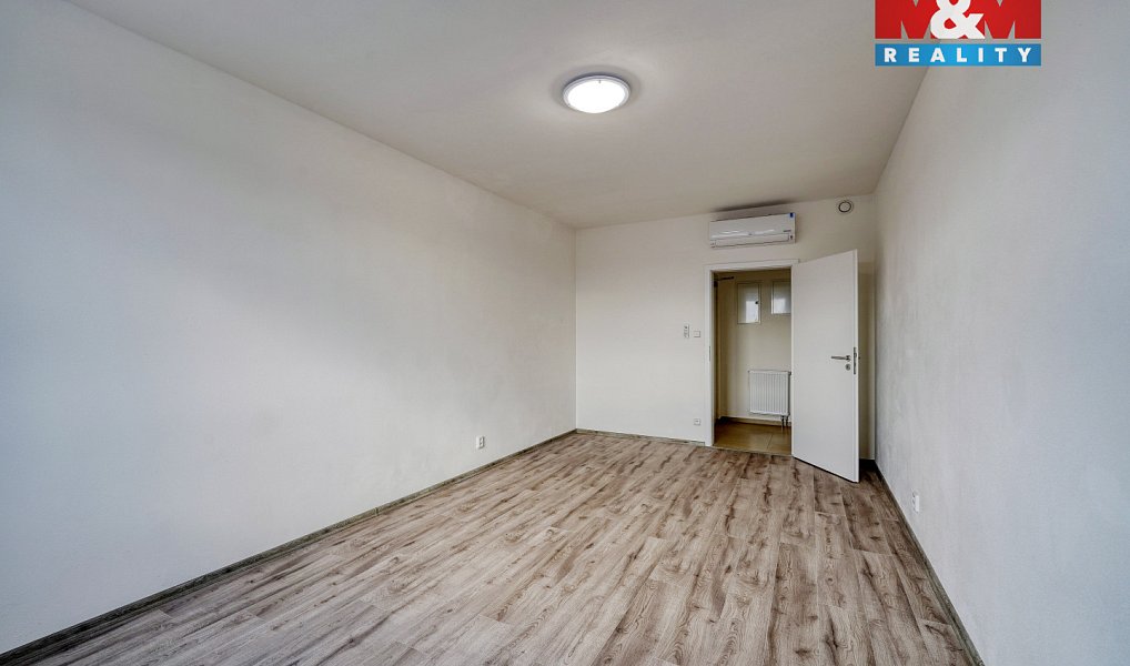 Pronájem bytu 2+kk 78 m², Plzeň – náhled fotky 11