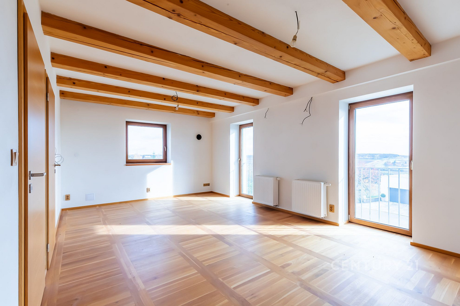 Prodej domu 393 m² s pozemkem 881 m² – fotografie 2