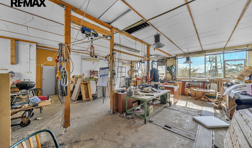 Prodej výrobních prostor 746 m², Štětí – náhled fotky 7