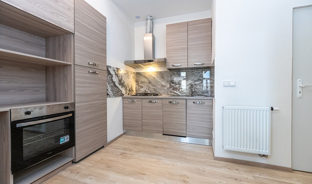 Pronájem bytu 3+1 97 m², Praha – náhled fotky 8