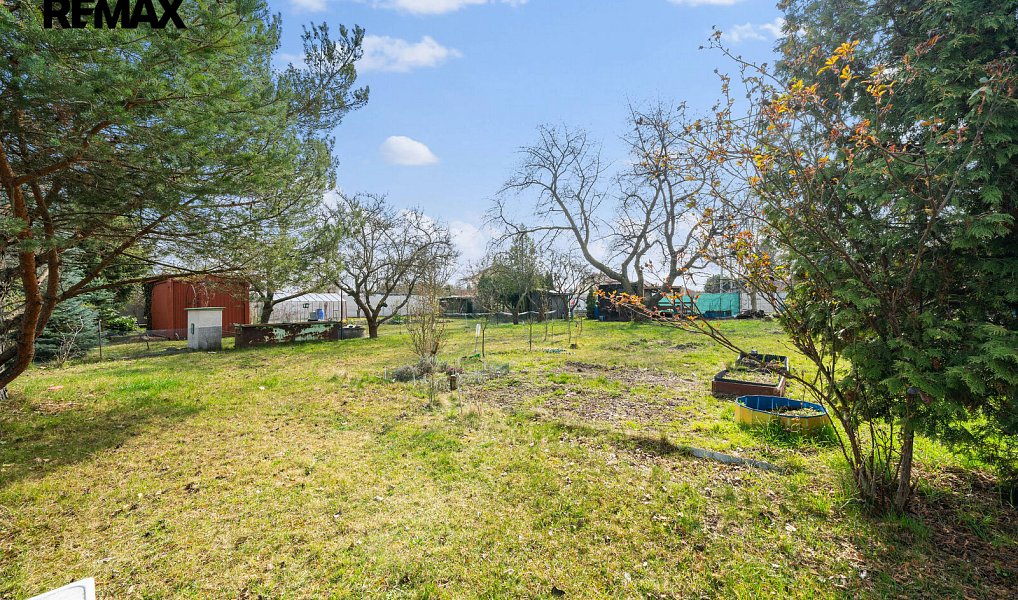 Prodej stavebního pozemku 506 m², Pardubice – náhled fotky 2