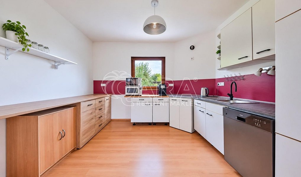 Prodej domu 145 m² s pozemkem 1 823 m², Ondřejov – náhled fotky 8