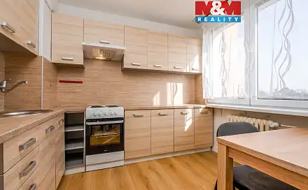 Prodej bytu 1+1 33 m², Mládežnická, Neratovice, okres Mělník