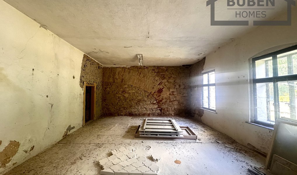 Prodej domu 1 220 m² s pozemkem 1 926 m², Planá – náhled fotky 41