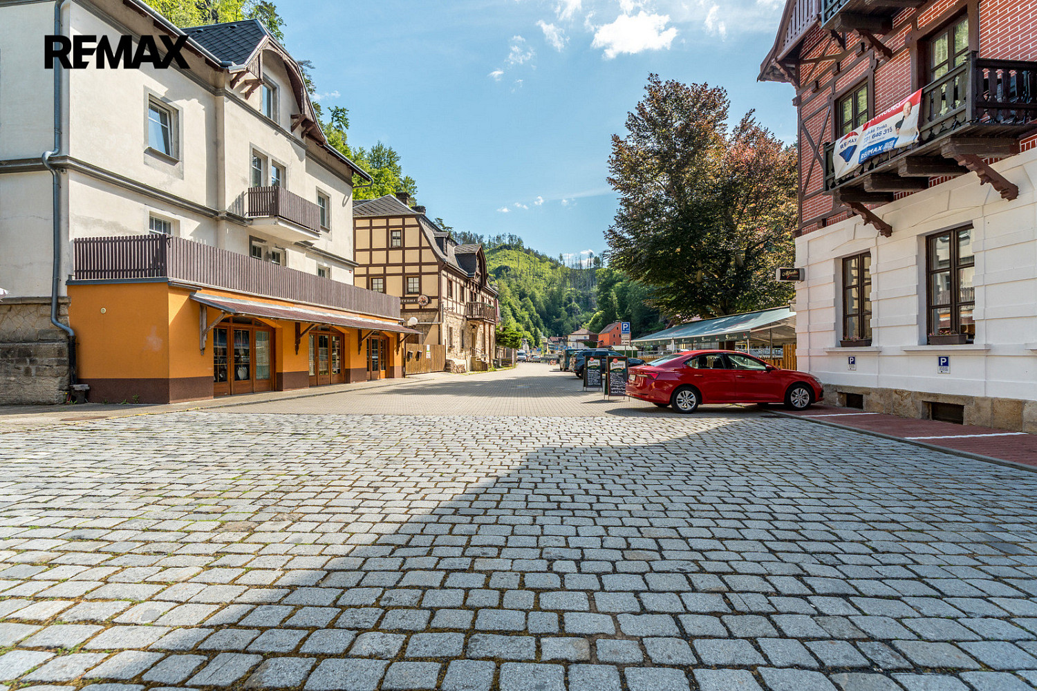 Prodej ubytovacího objektu 610 m² — photo 2