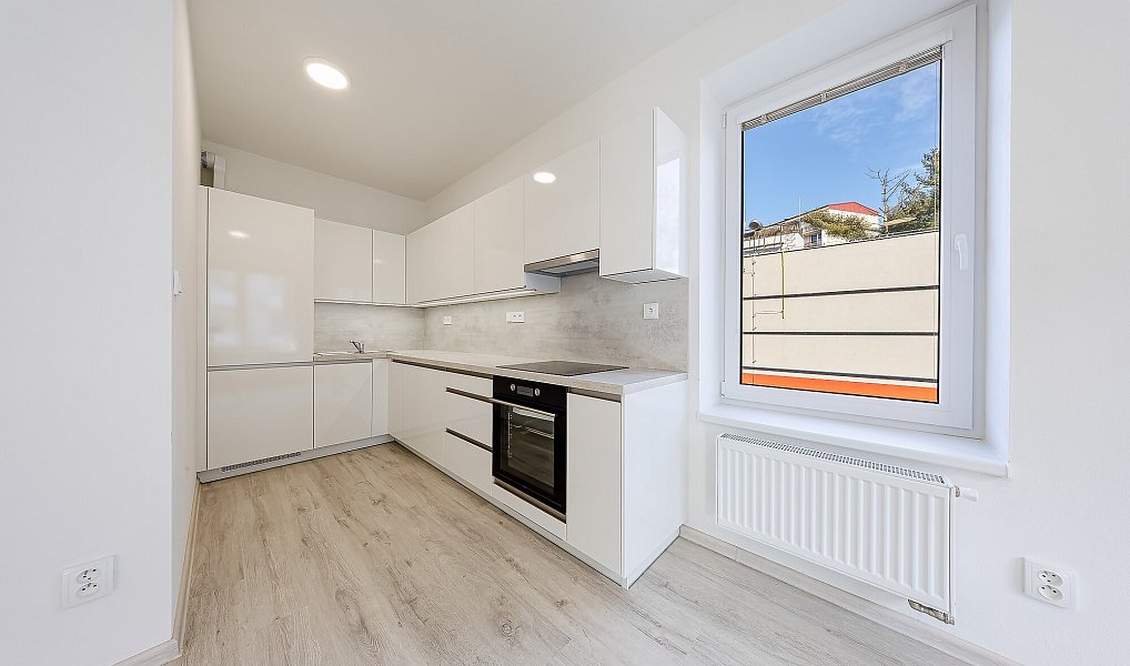 Pronájem bytu 2+kk 48 m², Uherské Hradiště – náhled fotky 2