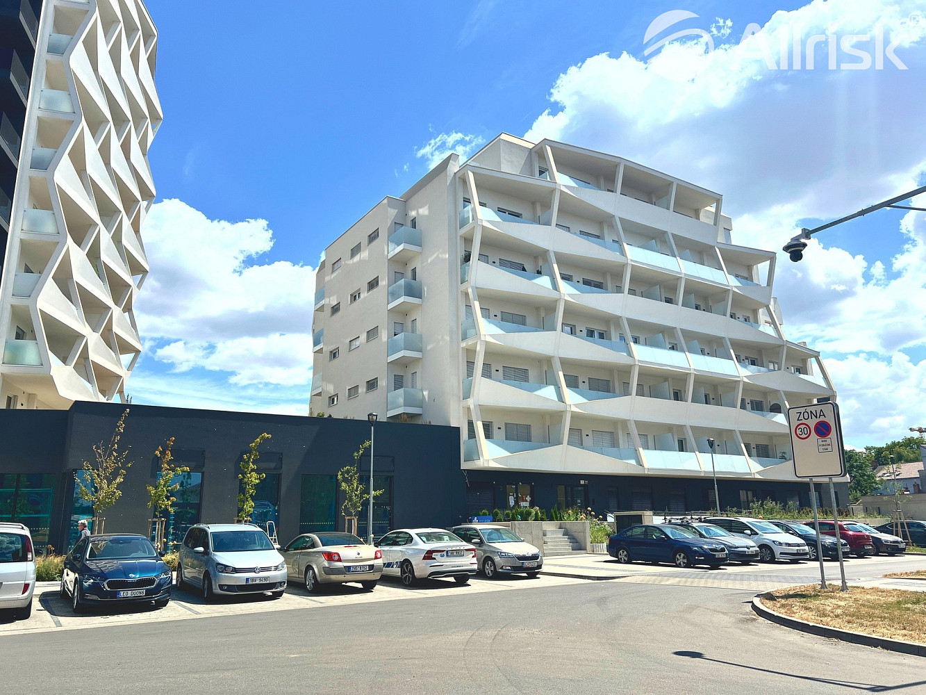 Pronájem bytu 3+kk 66 m²