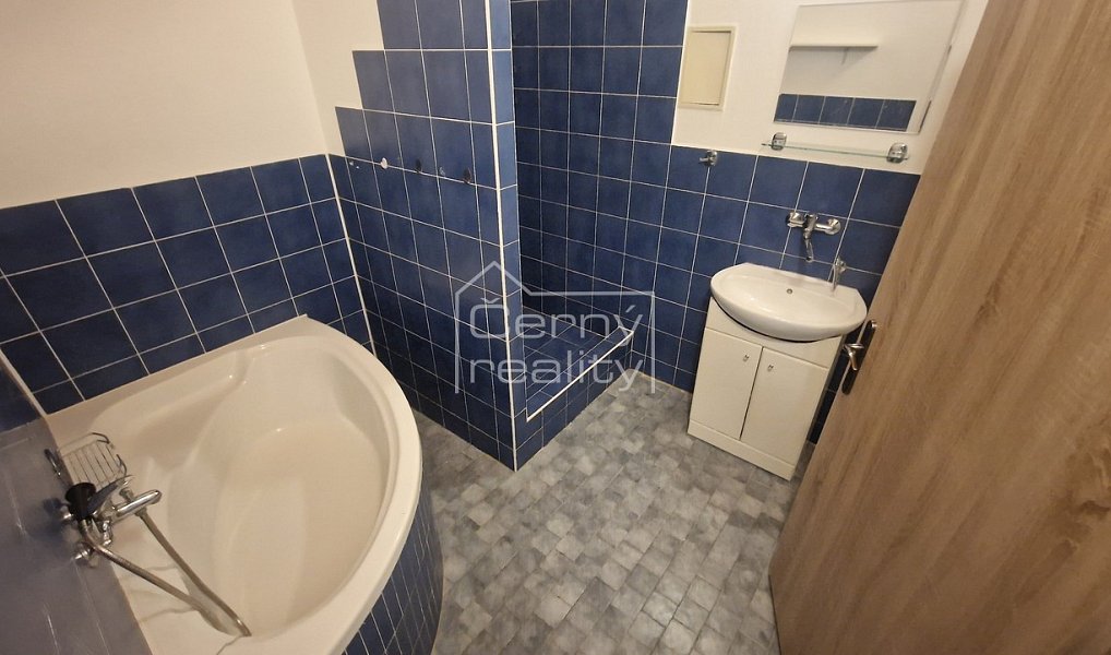 Prodej nájemního domu, činžáku 350 m², Chrudim – náhled fotky 13