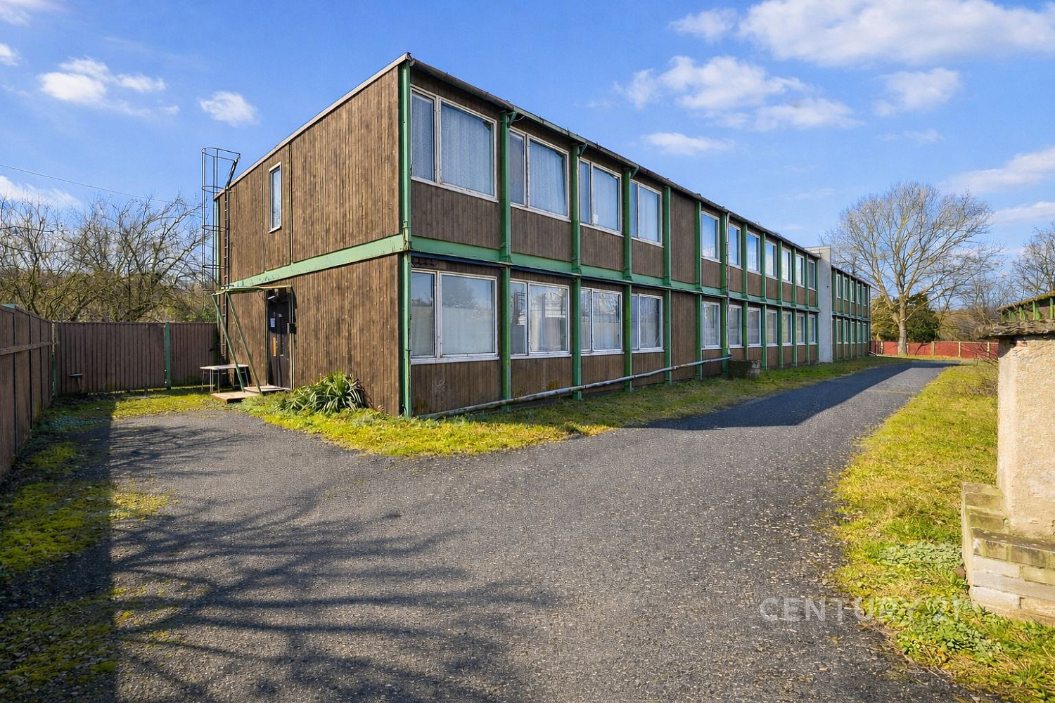 Prodej stavebního pozemku 2 692 m² – fotografie 2